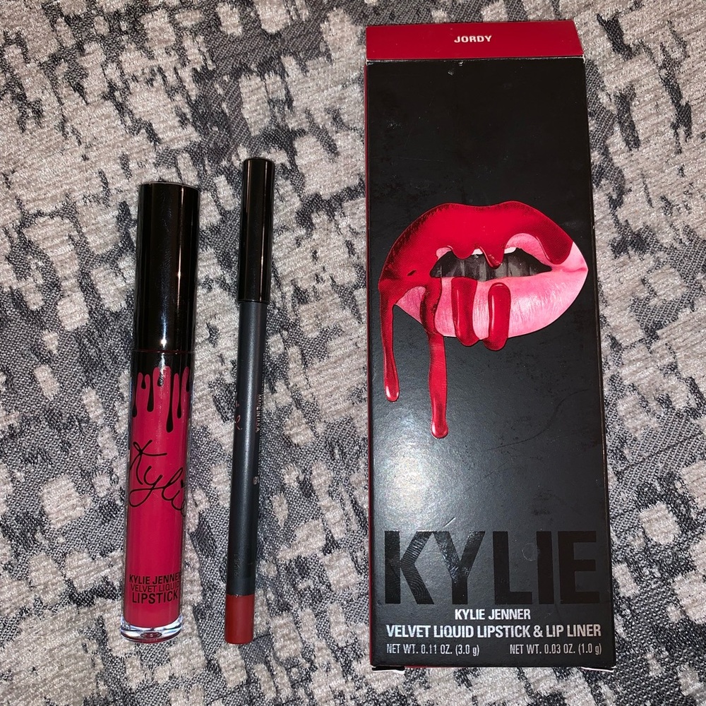 Kylie Cosmetics Jordy velvet lip kit